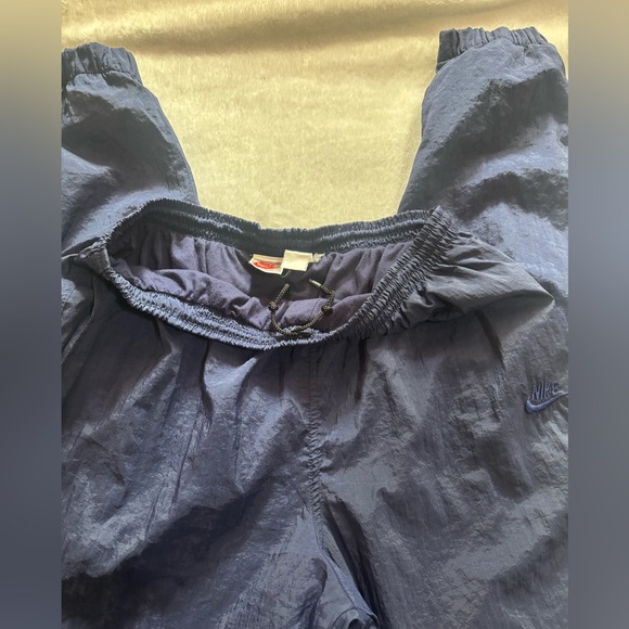 Vintage 80’s Nike Dark Blue Crinkled Pants - Picture 8 of 9